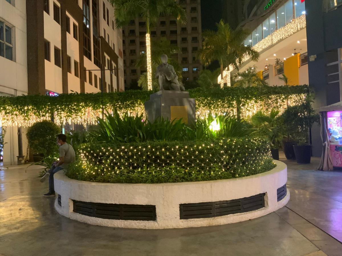 Classy 2Br Suite At Eastwood City With Pool And City Skyline View Маніла Екстер'єр фото