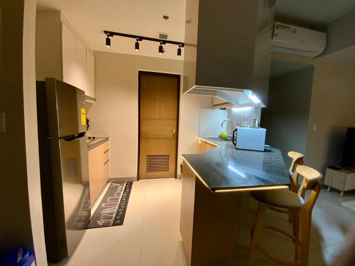 Classy 2Br Suite At Eastwood City With Pool And City Skyline View Маніла Екстер'єр фото