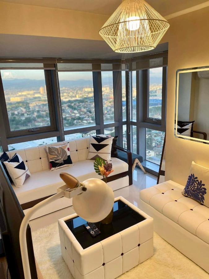 Classy 2Br Suite At Eastwood City With Pool And City Skyline View Маніла Екстер'єр фото