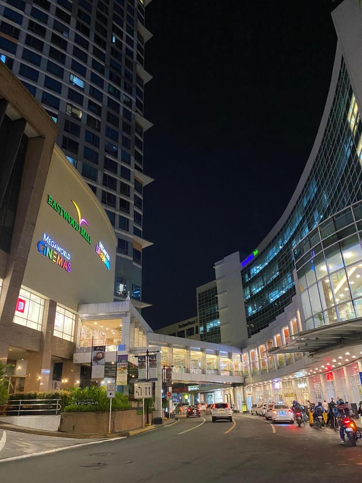 Classy 2Br Suite At Eastwood City With Pool And City Skyline View Маніла Екстер'єр фото